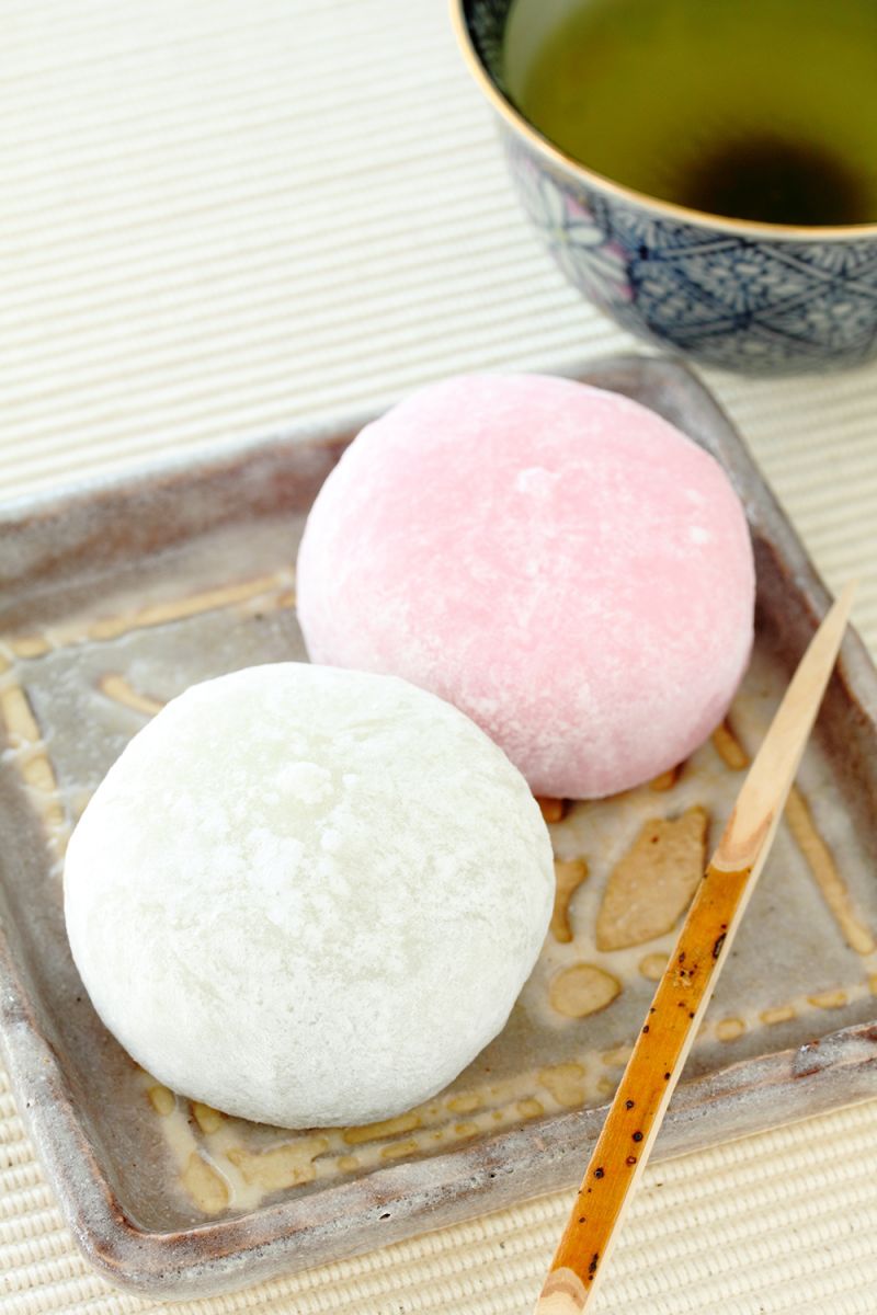 Iwaimochi là bánh dày có hình tròn